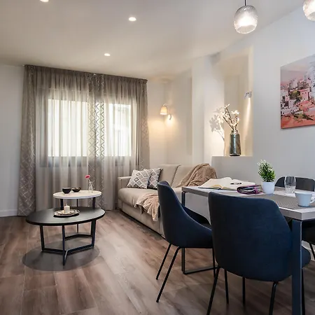 Urban Nest - & 4* Αθήνα
