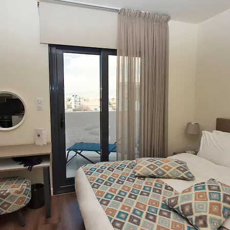 Urban Nest - & Atene
